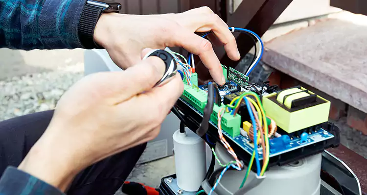 Automatic Driveway Gate Repair in West Melbourne, FL