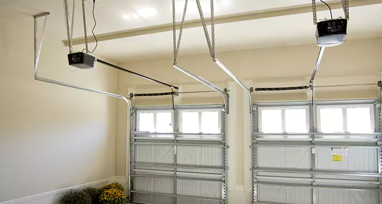 Residential Emergency Garage Door Repair in West Melbourne, FL