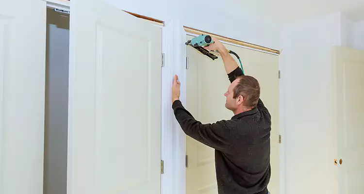 Top Rated Door Fixing ServiceFixing Garage Door Track in West Melbourne, FL