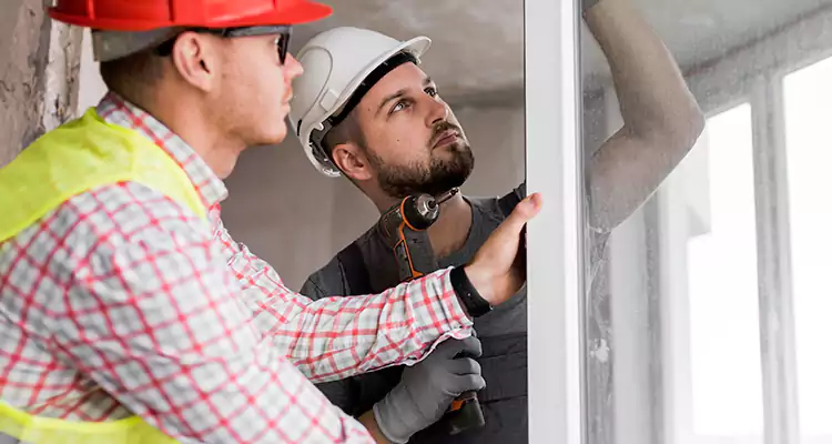 Sliding Patio Door Sticking? Expert Repair in West Melbourne, FL.