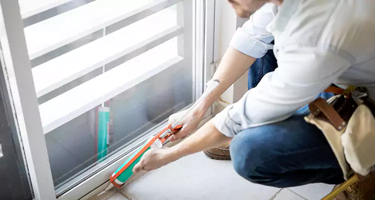 Dap Window Caulk Repair in West Melbourne, FL
